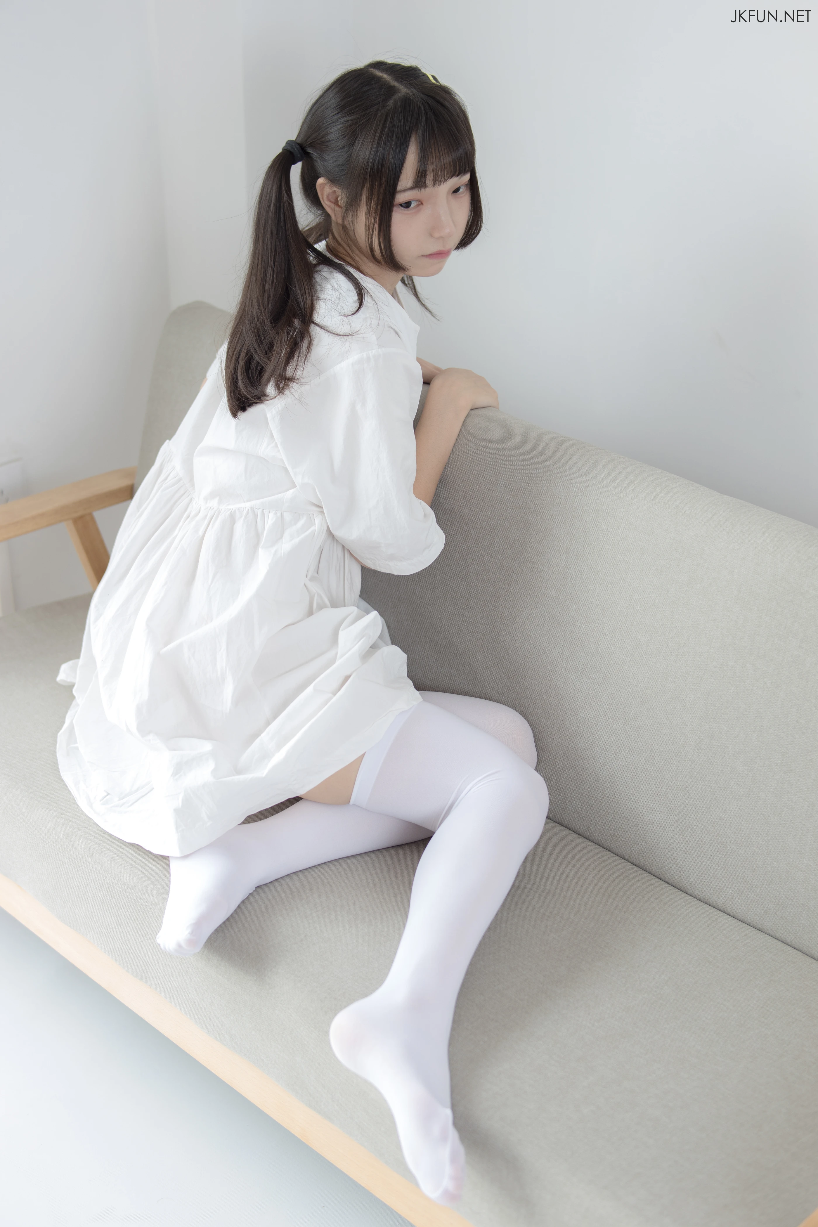 森萝财团 [JKFUN-014] 默陌 白衣飘飘的年代 [91P 1V]插图4